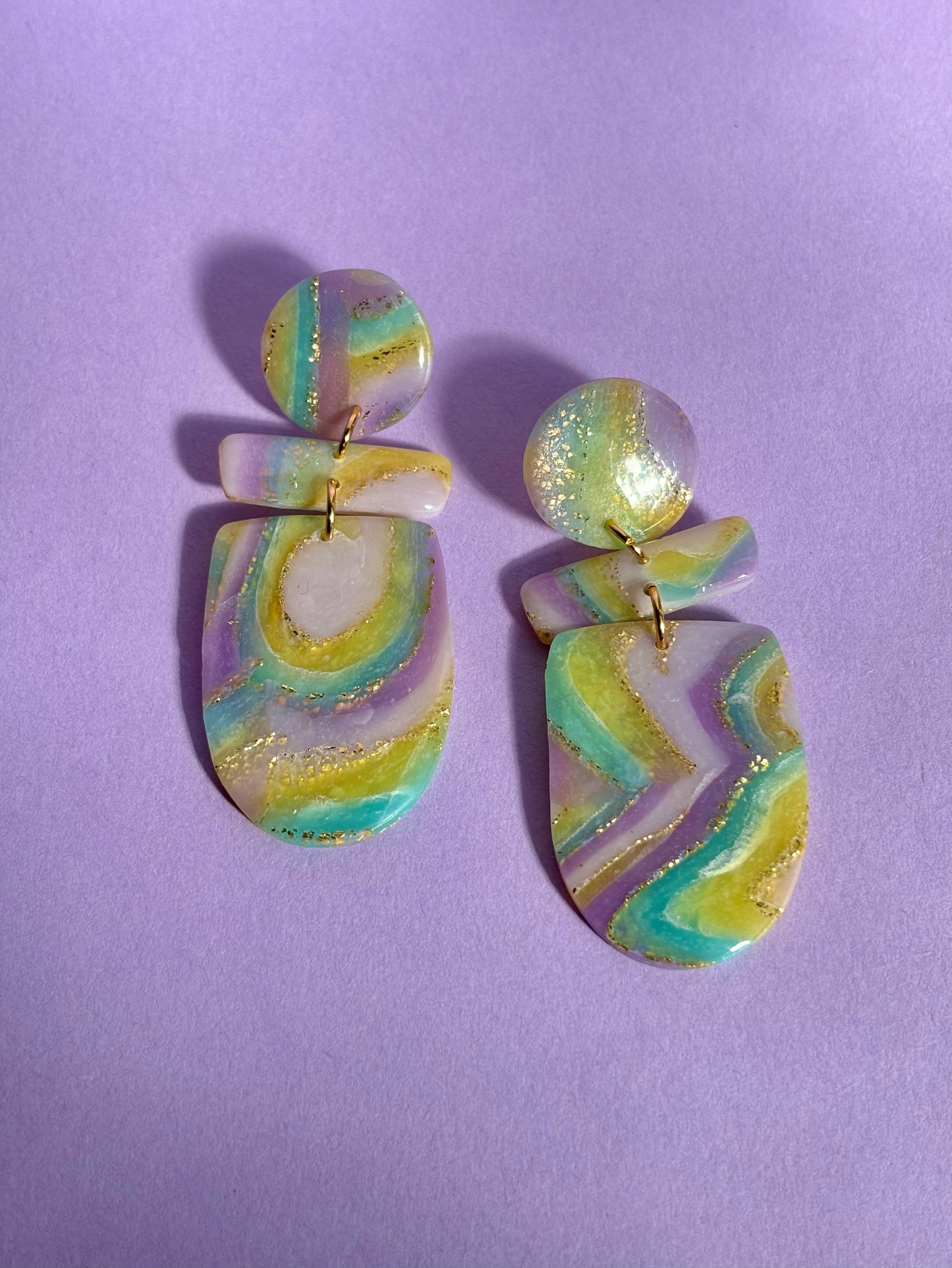 Tongue Twist Earrings (Shiny)