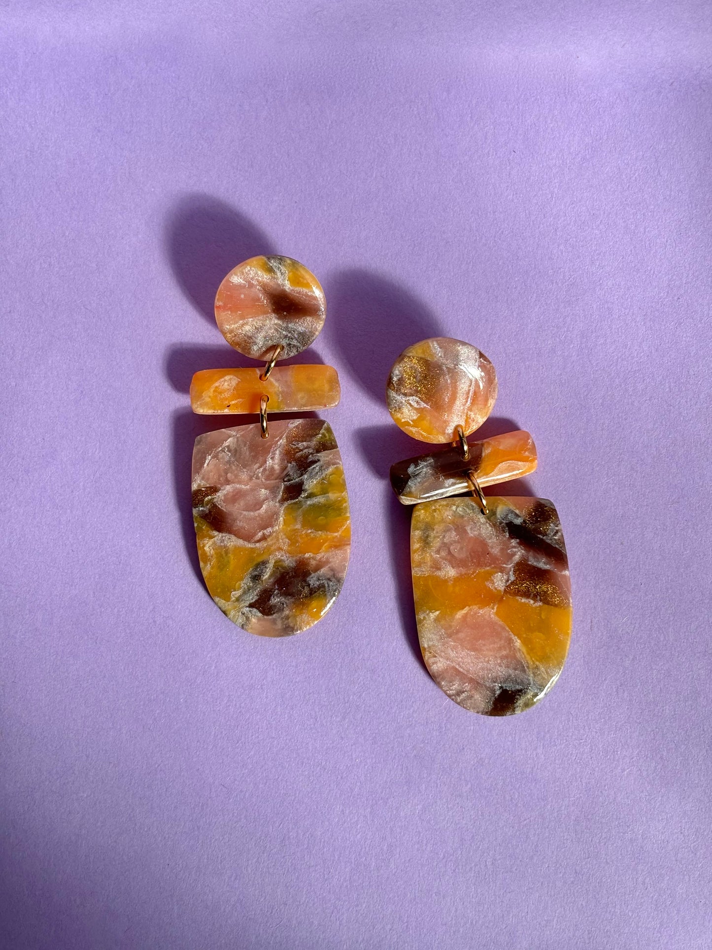 Tongue Twist Earrings (Shiny)