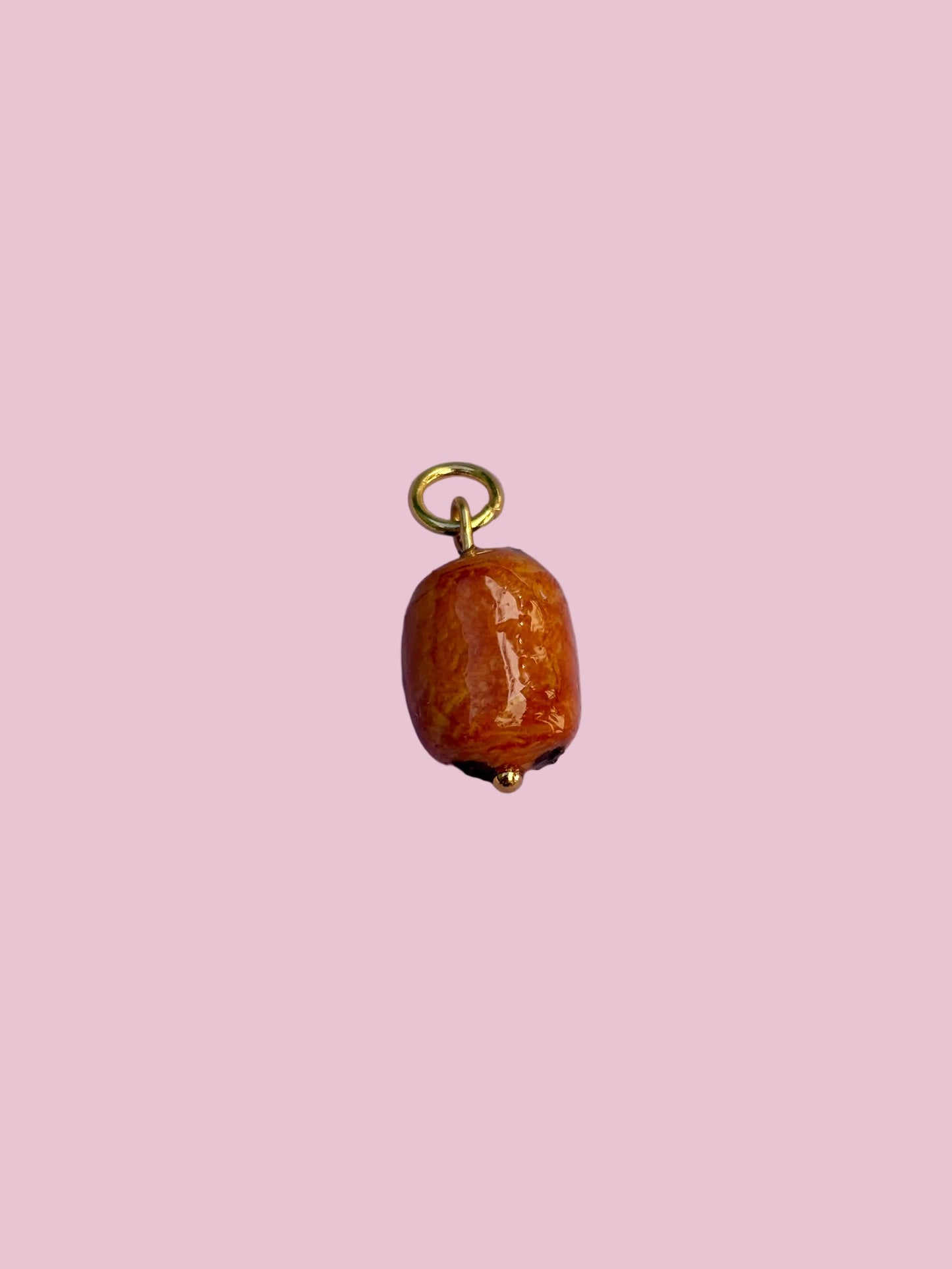 Pain au Chocolat Charm