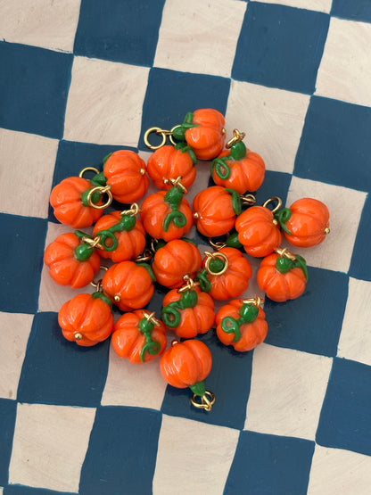 Pumpkin Charm (Available only in October)